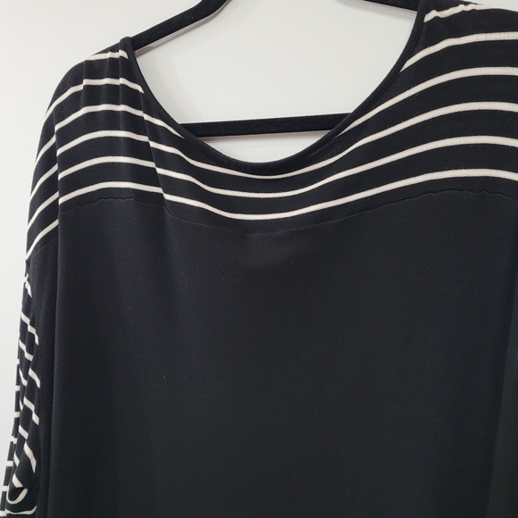 Love & Legend Black and White Striped Drop Shoulder Sequin Detail Top 3x - Picture 3 of 9